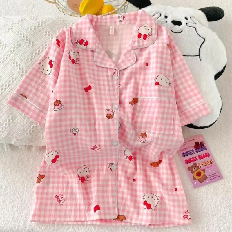 Kawaii Hello Kittys Pajamas for Women Short Sleeve Shorts Two-Piece Set Summer Anime Sanrioed Girls Homewear Breathable Comfort
Kawaii Hello Kittys Pajamas for Women Short Sleeve Shorts Two-Piece Set Summer Anime Sanrioed Girls Homewear Breathable Comfort