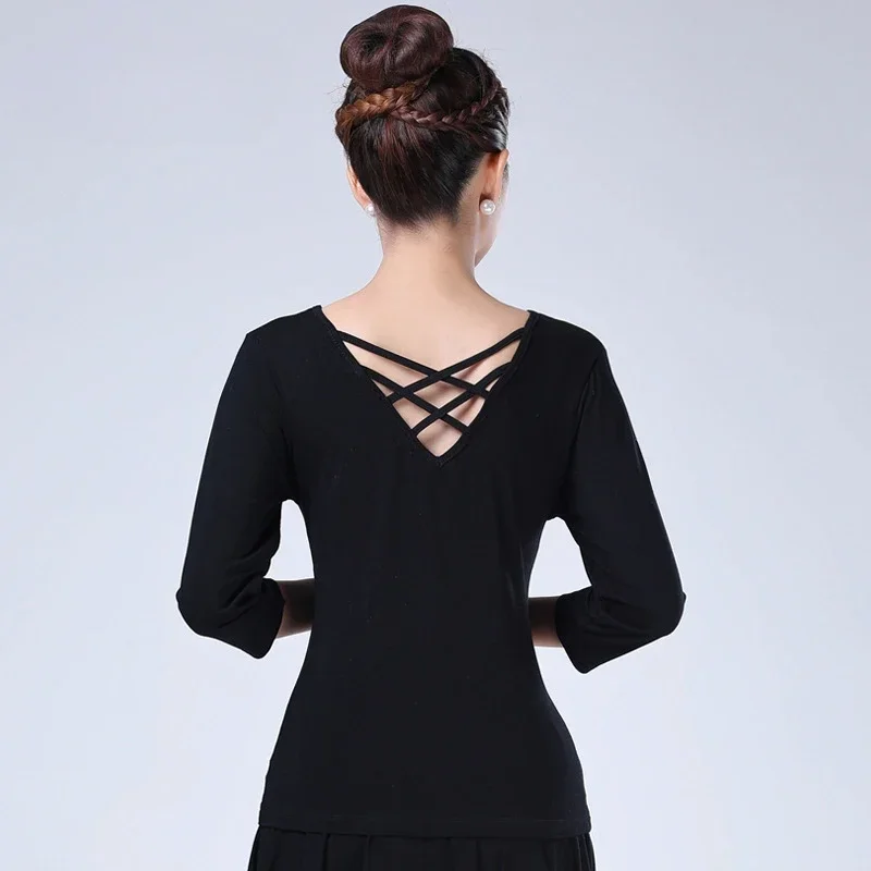 Women Dance Wear Top Latin Dance Backless Cross V-neck Short Sleeved Slim Fit Sexy National Standard Ballroom Dance Top Summer
Women Dance Wear Top Latin Dance Backless Cross V-neck Short Sleeved Slim Fit Sexy National Standard Ballroom Dance Top Summer
