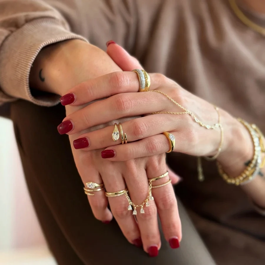 2025 New Arrivals Micro Paved 5A CZ Tassel Water Drops Chain Ring For Women Fashion Elegant Jewelry
2025 New Arrivals Micro Paved 5A CZ Tassel Water Drops Chain Ring For Women Fashion Elegant Jewelry