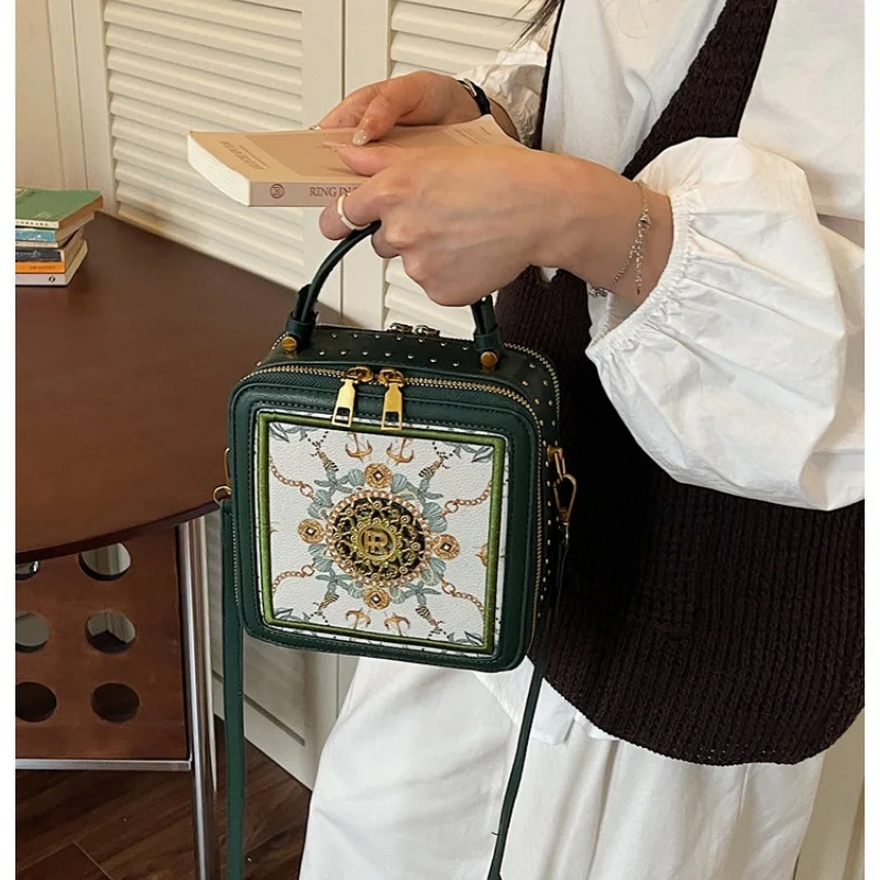 uxurious Street-Style Floral Handbag Women's Crossbody Bag Quality PU Material Medium Square Shape Zipper Opening Soft
uxurious Street-Style Floral Handbag Women's Crossbody Bag Quality PU Material Medium Square Shape Zipper Opening Soft