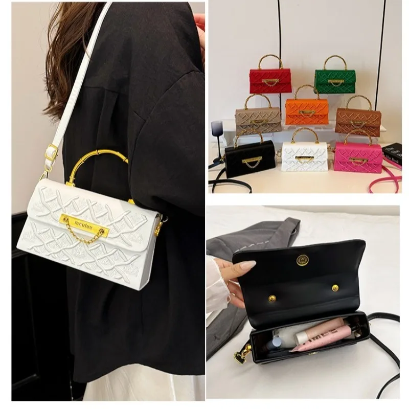 Classic Leather Women's Handbag, Crossbody and Shoulder Design by Famous Designer for Elegant Ladies
Classic Leather Women's Handbag, Crossbody and Shoulder Design by Famous Designer for Elegant Ladies