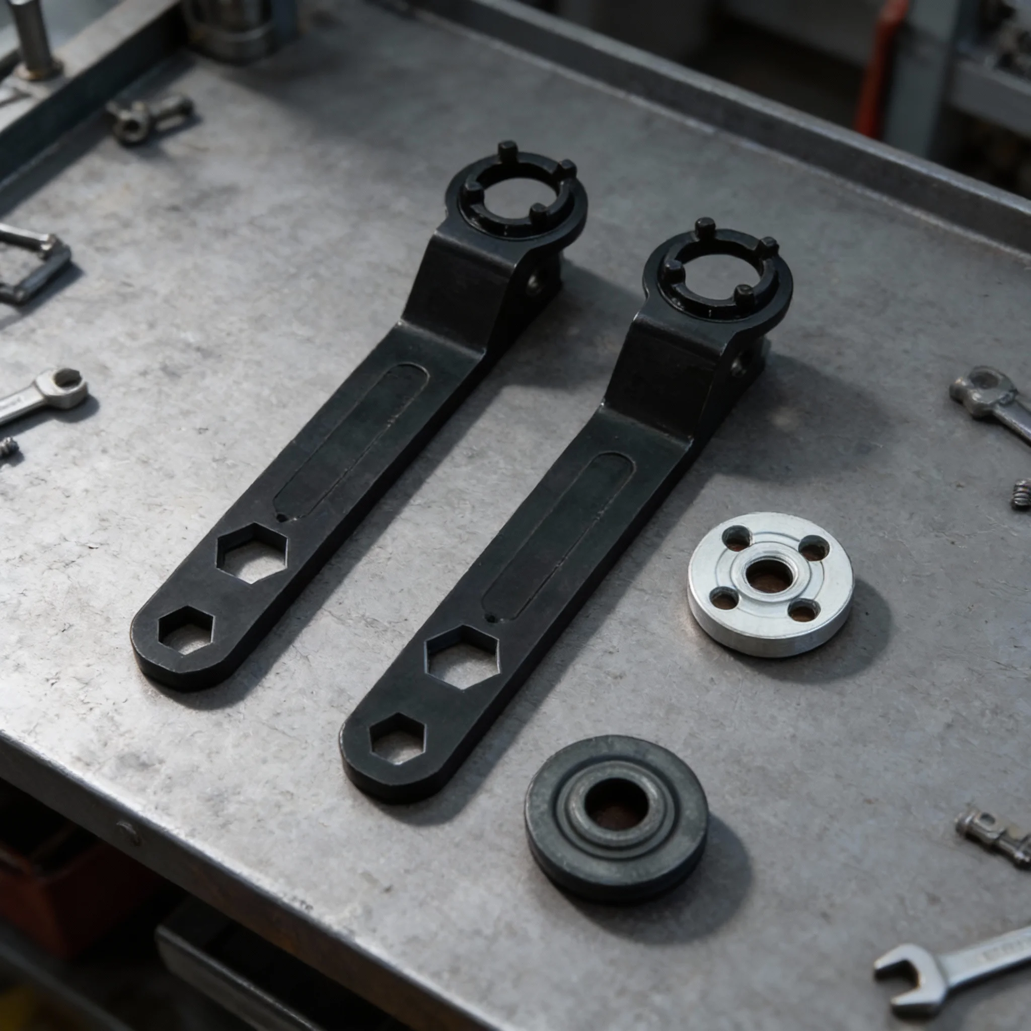 1 шт. гаечный ключ с четырьмя когтями, утолщенный ключ для разборки, инструменты для разборки регулировки угловой шлифовальной машины, аксессуары для машины
1 шт. гаечный ключ с четырьмя когтями, утолщенный ключ для разборки, инструменты для разборки регулировки угловой шлифовальной машины, аксессуары для машины