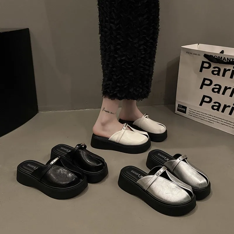 New European Style Women's Summer Mules, Platform Toe-Covered Design, Stylish & Versatile, Slip-On Lazy Sandals for Outdoor Use
New European Style Women's Summer Mules, Platform Toe-Covered Design, Stylish & Versatile, Slip-On Lazy Sandals for Outdoor Use
