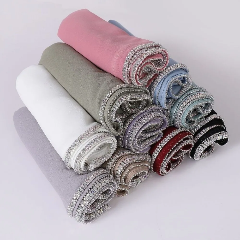 Elegant Solid Color Ethnic Style Scarf Rhinestones Brim Sparkling Headscarf Thin Bandana Wraps Shawl Daily
Elegant Solid Color Ethnic Style Scarf Rhinestones Brim Sparkling Headscarf Thin Bandana Wraps Shawl Daily