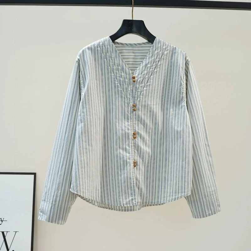 Дизайнерская плиссированная хлопковая рубашка в полоску с v-образным вырезом, женская свободная литературная рубашка с длинными рукавами в стиле ретро
Дизайнерская плиссированная хлопковая рубашка в полоску с v-образным вырезом, женская свободная литературная рубашка с длинными рукавами в стиле ретро