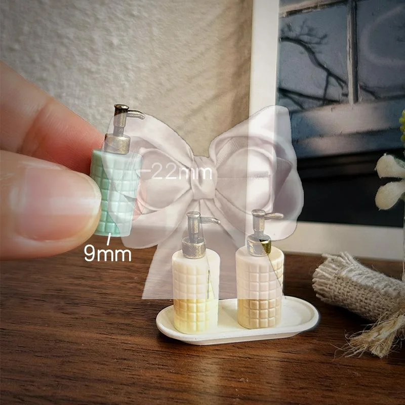 Miniature Soap Dispenser Dollhouse Accessories Grid Texture Mini Lotion Bottle For 1:12 Scale Doll House Bathroom Scene Decor
Miniature Soap Dispenser Dollhouse Accessories Grid Texture Mini Lotion Bottle For 1:12 Scale Doll House Bathroom Scene Decor