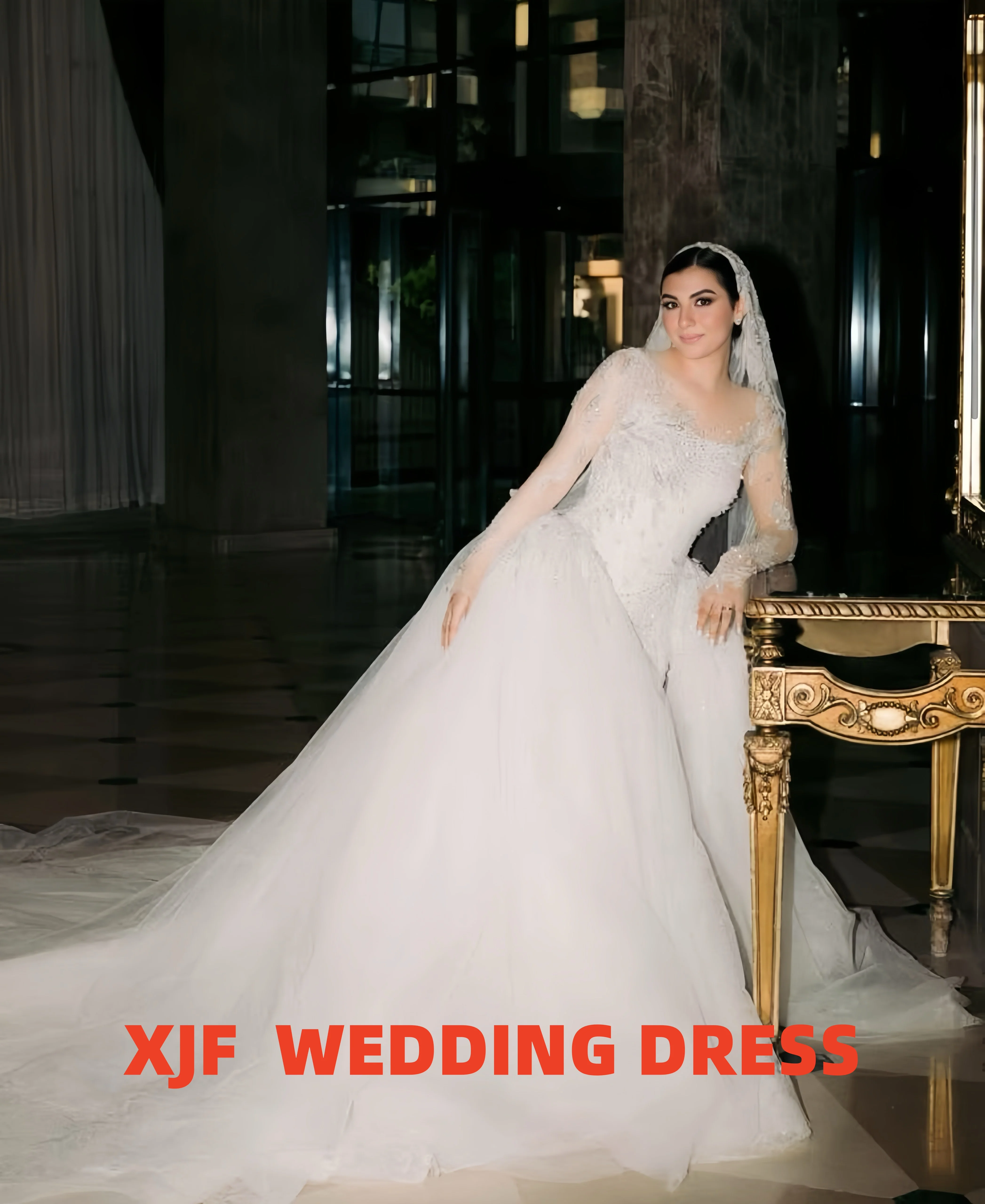 Customized luxury wedding dress, round-neck long-sleeved mermaid, detachable tail, shiny women's wedding dress vestidos de novia
Customized luxury wedding dress, round-neck long-sleeved mermaid, detachable tail, shiny women's wedding dress vestidos de novia