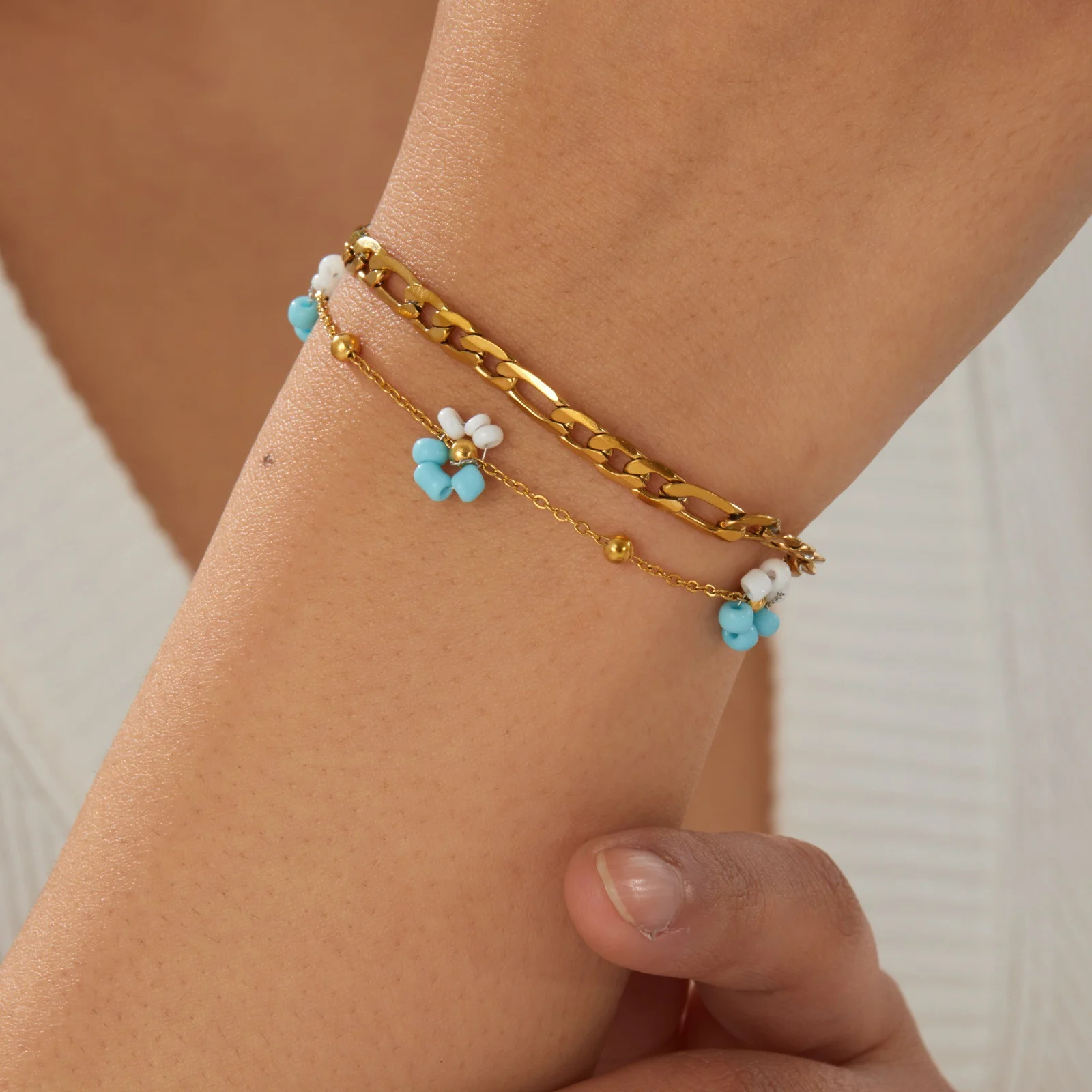18K Gold Plated Beaded Flower Bracelet, Multicolor Seed Bead Floral Charms with Paperclip Chain, Stainless Steel Boho Jewelry
18K Gold Plated Beaded Flower Bracelet, Multicolor Seed Bead Floral Charms with Paperclip Chain, Stainless Steel Boho Jewelry
