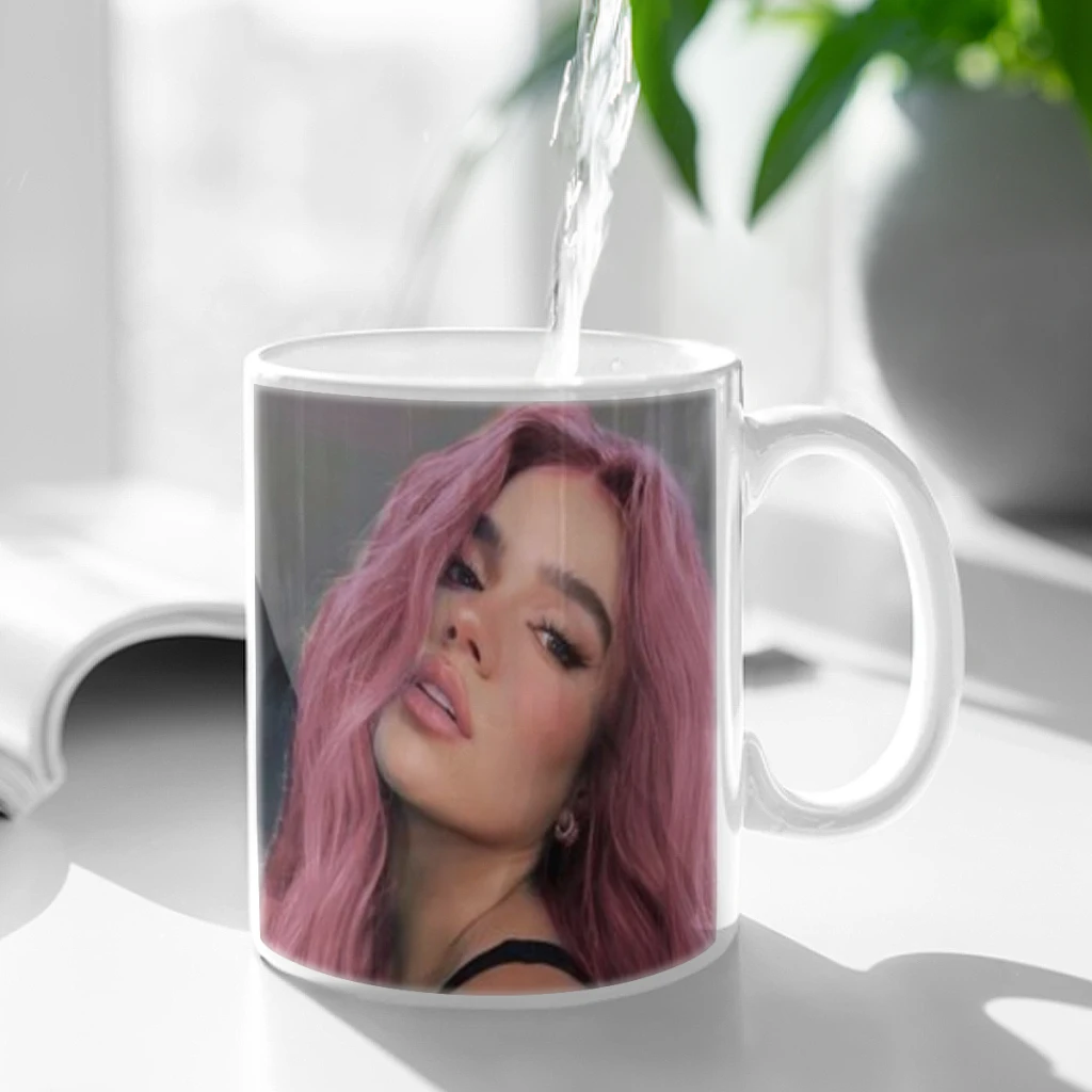 Singer karol g Ceramic Cup Coffee Oatmeal Breakfast Cup Creative Personality Mug
Singer karol g Ceramic Cup Coffee Oatmeal Breakfast Cup Creative Personality Mug