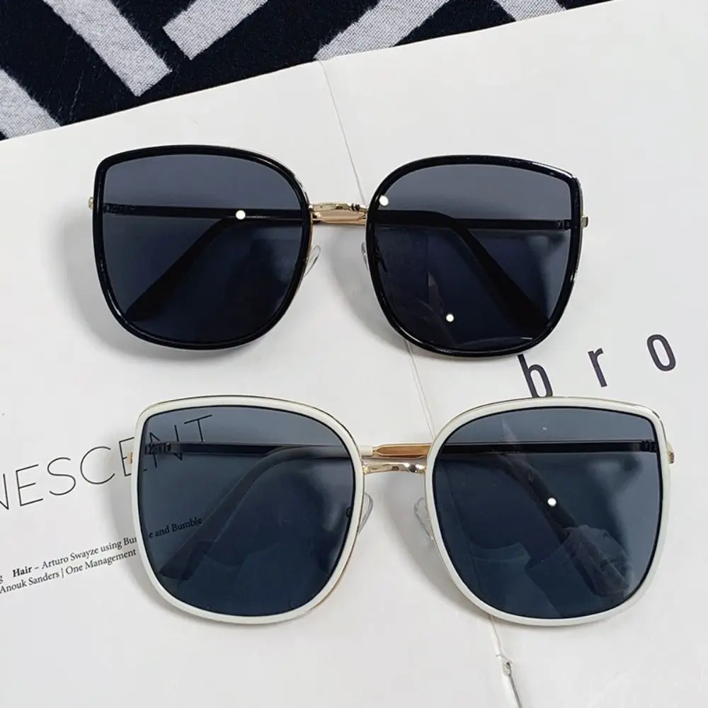 Retro Big Frame Oversized SunGlasses UV380 Protection Performance Eyewear Camping Fishing Stage Shades for Women & Men
Retro Big Frame Oversized SunGlasses UV380 Protection Performance Eyewear Camping Fishing Stage Shades for Women & Men