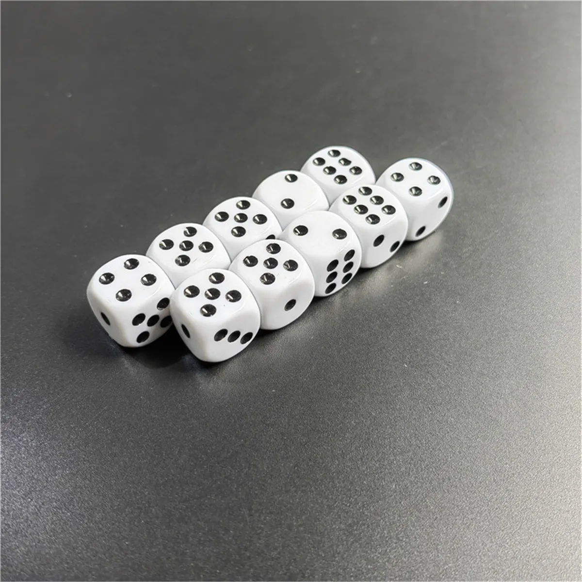 10Pcs/Lot 14/16mm Drinking Dice Acrylic White Round Corner Hexahedron Dice Club Party Table Playing Games RPG Dice Set
10Pcs/Lot 14/16mm Drinking Dice Acrylic White Round Corner Hexahedron Dice Club Party Table Playing Games RPG Dice Set