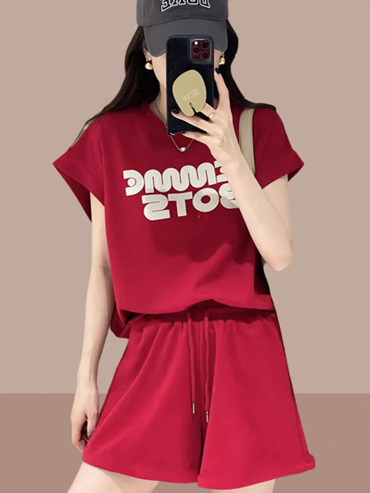 Новинка 2025, корейский комплект Sle Loose Fitn ort Sve, повседневный спортивный комплект из двух предметов, женская летняя одежда, круглый Ne
Новинка 2025, корейский комплект Sle Loose Fitn ort Sve, повседневный спортивный комплект из двух предметов, женская летняя одежда, круглый Ne