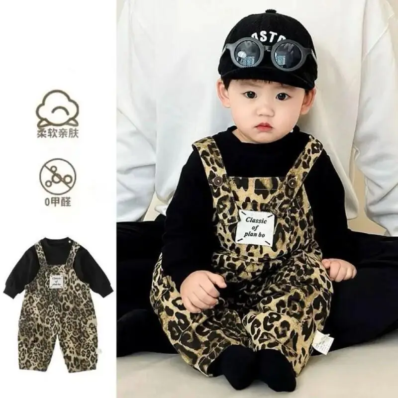 Children's Clothing New Style Baby Overalls Two Piece Set Cotton For Babies Spring Season Early Autumn Leopard Print Cute
Children's Clothing New Style Baby Overalls Two Piece Set Cotton For Babies Spring Season Early Autumn Leopard Print Cute