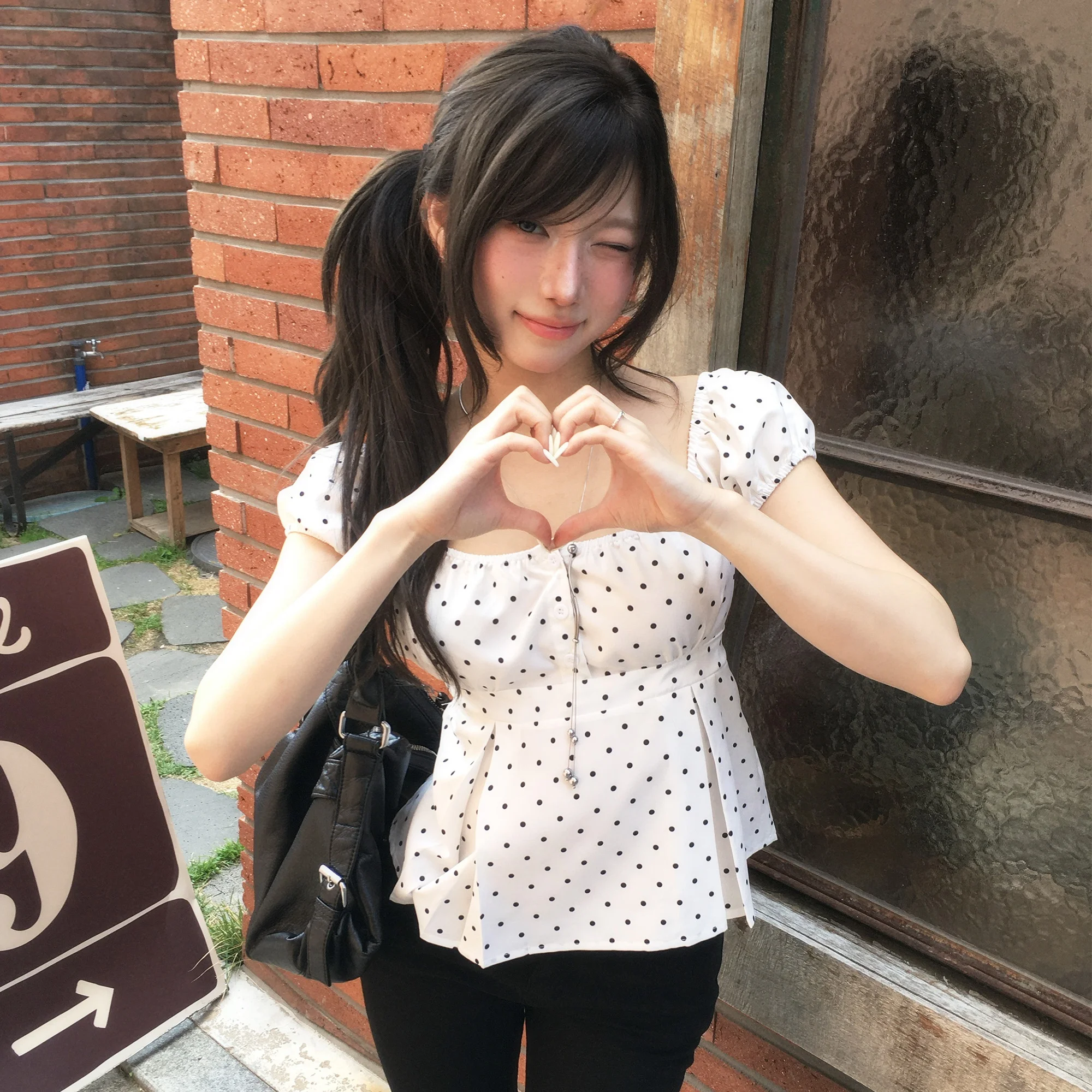 Slimming Sweet Girl Style Polka Dot Square Collar Bubble Sleeve Waist Cinching Top Korean Style Women's Fashion Spring ...
Slimming Sweet Girl Style Polka Dot Square Collar Bubble Sleeve Waist Cinching Top Korean Style Women's Fashion Spring ...