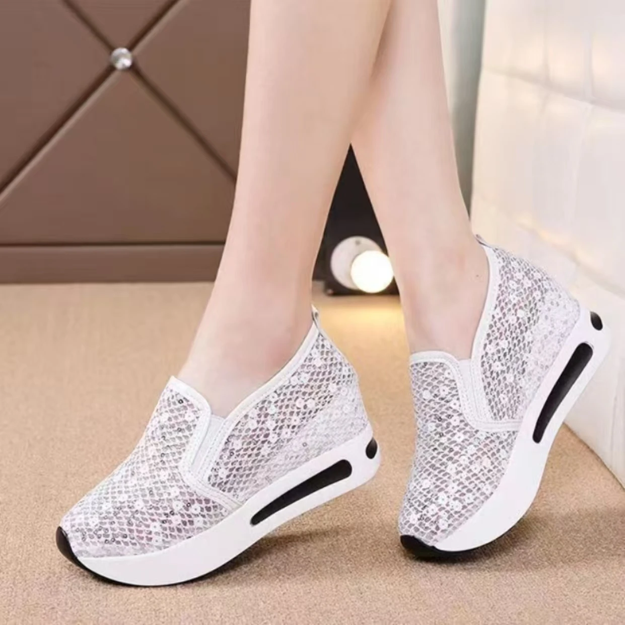 Women Wedges Mesh Bling Big Size Casual Shoes Summer New Thick sole Shallow slip On Lightweight Breathable Casual Sneakers
Women Wedges Mesh Bling Big Size Casual Shoes Summer New Thick sole Shallow slip On Lightweight Breathable Casual Sneakers