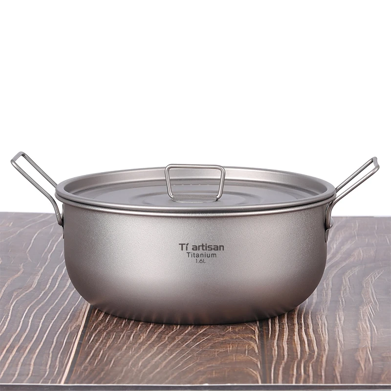 Outdoor Titanium Hanging Pot with Handle Camping Hiking Picnic Tableware Foldable Mug Kettle 1900ml
Outdoor Titanium Hanging Pot with Handle Camping Hiking Picnic Tableware Foldable Mug Kettle 1900ml