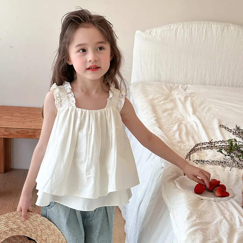 2025 Summer New Girls Versatile Vest Girl Baby Korean Vacation Style Lace Camisole Doll Shirt Sleeveless Vest Top
2025 Summer New Girls Versatile Vest Girl Baby Korean Vacation Style Lace Camisole Doll Shirt Sleeveless Vest Top