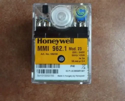 Оригинальный и новый MMI962.1 для блока управления Honeywell для газовой горелки, автоматический контроллер безопасности, новый оригинальный
Оригинальный и новый MMI962.1 для блока управления Honeywell для газовой горелки, автоматический контроллер безопасности, новый оригинальный