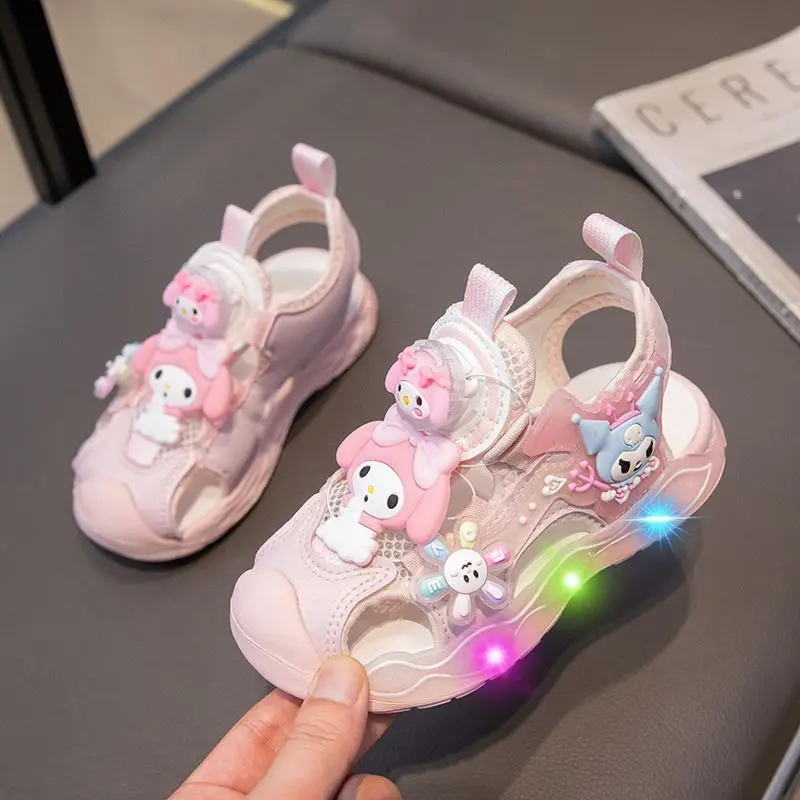 Sanrio Summer Kuromi My Melody New Led Light Girls Sandals Cute Children's Casual Shoes Anti-Slip Kids Beach Shoes Outdoor Shoes
Sanrio Summer Kuromi My Melody New Led Light Girls Sandals Cute Children's Casual Shoes Anti-Slip Kids Beach Shoes Outdoor Shoes