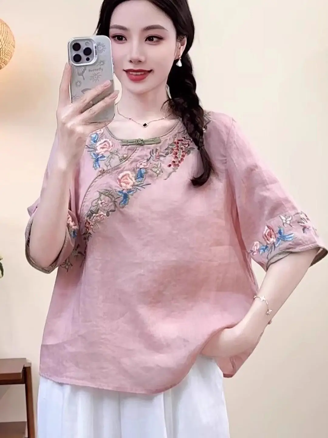 Ретро-стиль, художественная этническая вышивка, рубашка на пуговицах, асимметричная, из тонкого льна, с круглым вырезом, дышащая, комфортная, женская...
Ретро-стиль, художественная этническая вышивка, рубашка на пуговицах, асимметричная, из тонкого льна, с круглым вырезом, дышащая, комфортная, женская...