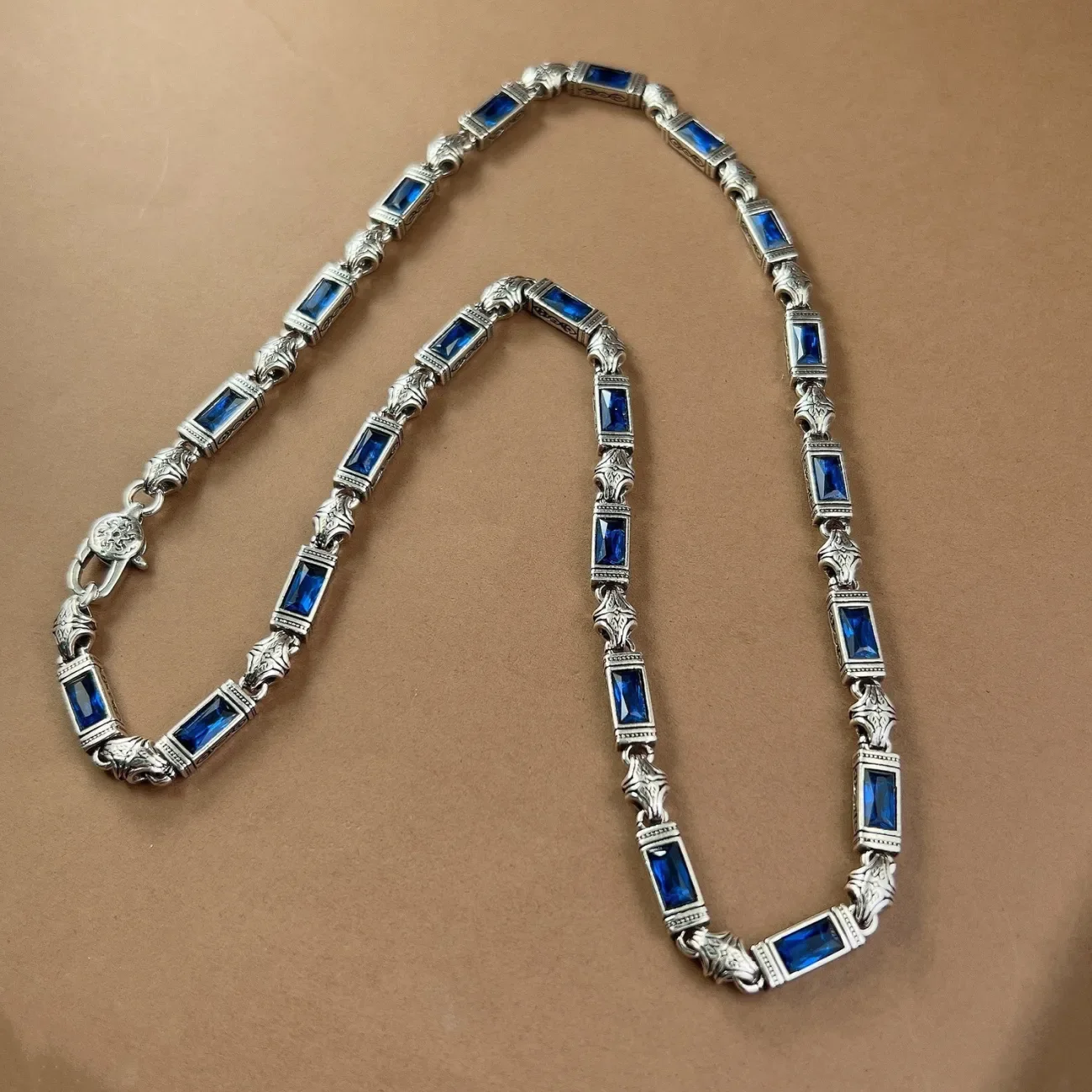 Artisan Turkish Arabesque Gemstone Inlaid Necklace 5mm Wide Unisex Adjustable Vintage Luxury Statement Jewelry Gift for All
Artisan Turkish Arabesque Gemstone Inlaid Necklace 5mm Wide Unisex Adjustable Vintage Luxury Statement Jewelry Gift for All