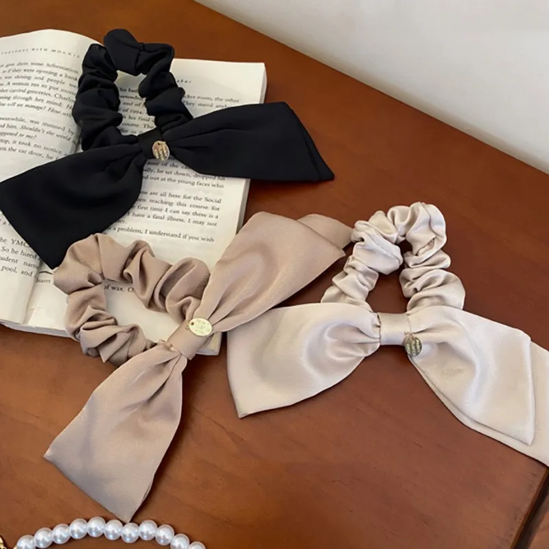 Fashion Advanced Sense Solid Color Bow Hair Band For Women Girls Sweet Versatile Ribbon Bow Hair Rope Hair Accessories Gifts
Fashion Advanced Sense Solid Color Bow Hair Band For Women Girls Sweet Versatile Ribbon Bow Hair Rope Hair Accessories Gifts