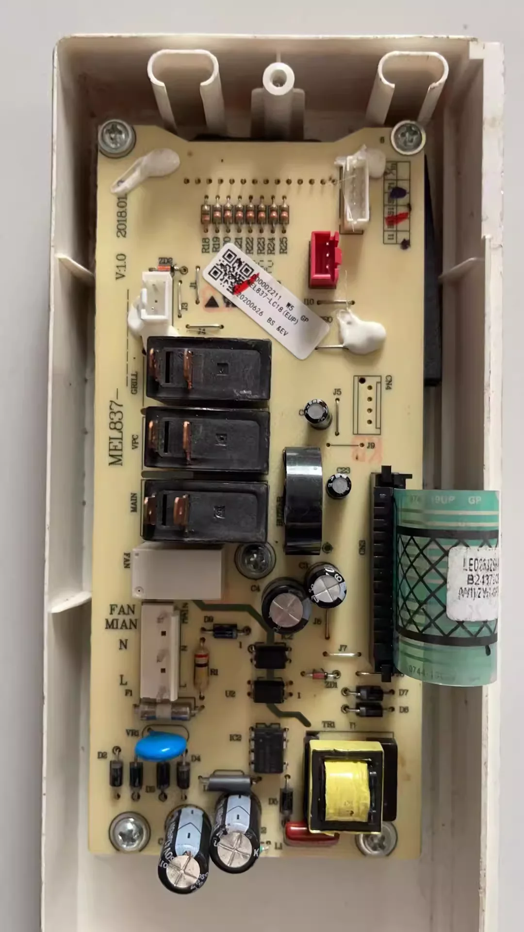 MEL837-LC18 ZB1-GF3V ZW1-GF3V test ok circuit board motherboard
MEL837-LC18 ZB1-GF3V ZW1-GF3V test ok circuit board motherboard