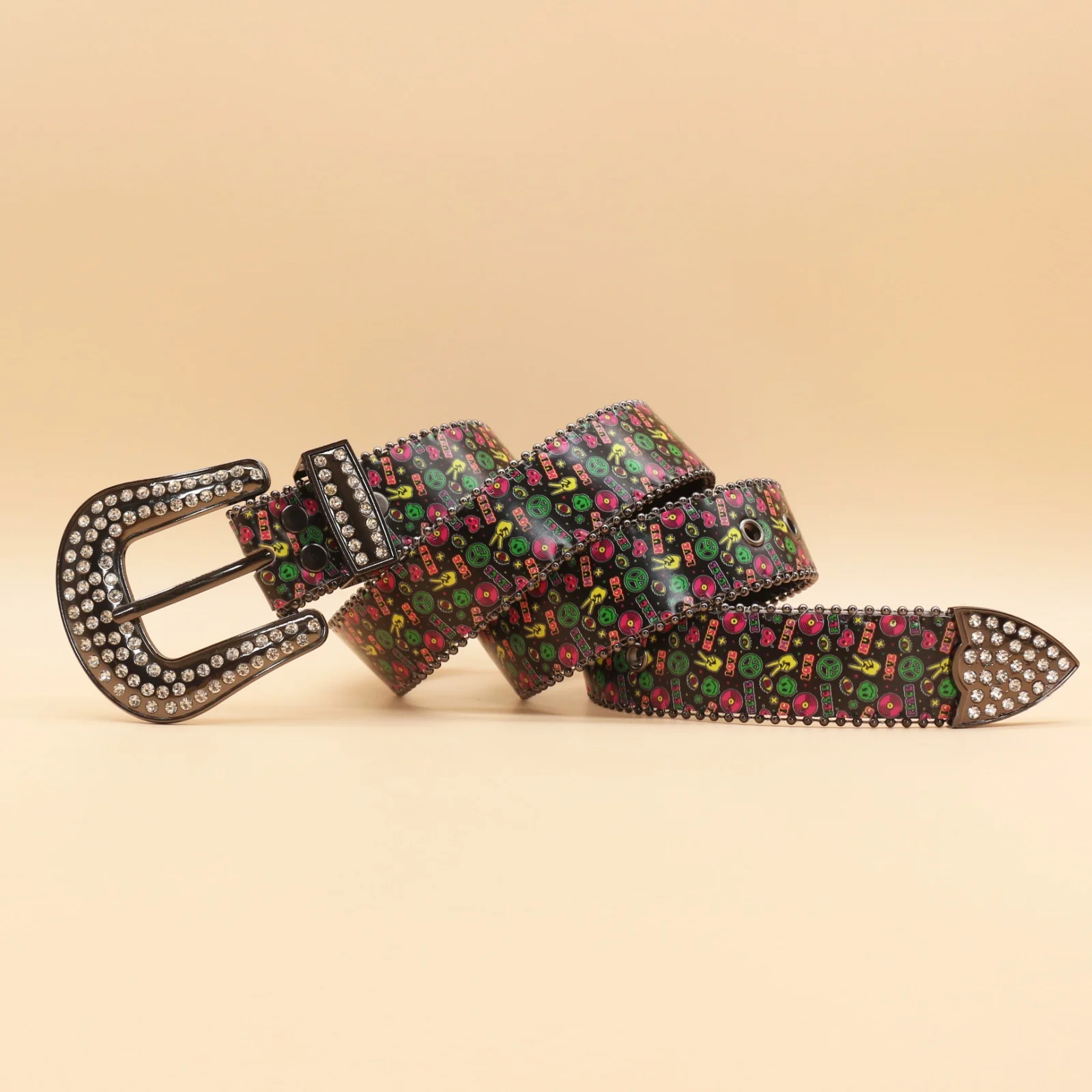 Ремень с ромбовидным принтом, сверкающий ремень Y2K, дизайн с металлической пряжкой, аксессуар унисекс, персонализированный ремень в западном стиле.
Ремень с ромбовидным принтом, сверкающий ремень Y2K, дизайн с металлической пряжкой, аксессуар унисекс, персонализированный ремень в западном стиле.