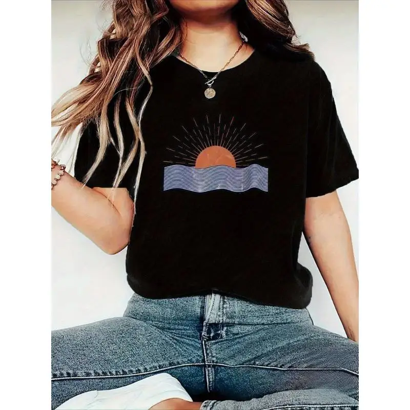 Women's Sunset Wave Graphic T-Shirt Summer Boho Beach Print Tee Aesthetic Ocean Sunrise Casual Short Sleeve Top Vacation Wear
Women's Sunset Wave Graphic T-Shirt Summer Boho Beach Print Tee Aesthetic Ocean Sunrise Casual Short Sleeve Top Vacation Wear