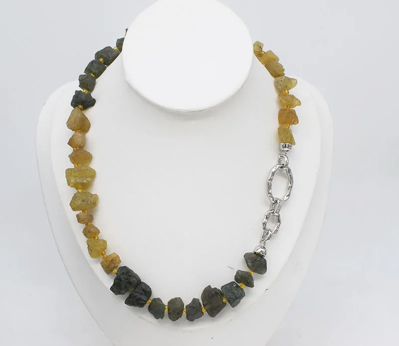 Apatite gradient yellow green color matte barqoue 8-15mm necklace 43cm wholesale nature jewelry big size beads
Apatite gradient yellow green color matte barqoue 8-15mm necklace 43cm wholesale nature jewelry big size beads