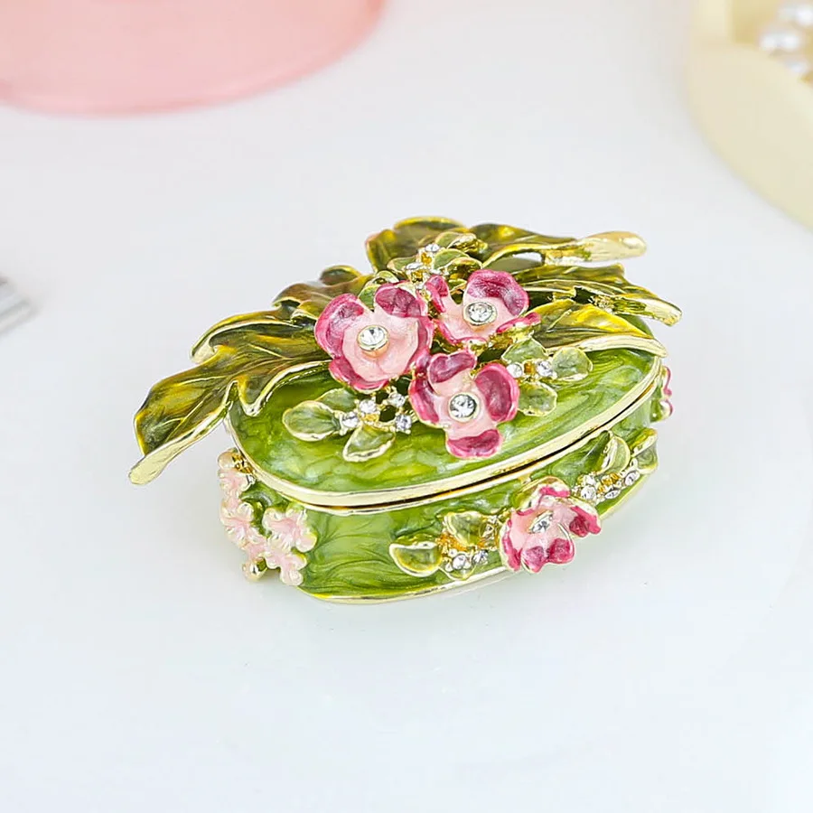 3D Design colorful Enamel Leave Flower Mini Metal Jewelry Box Tradtional Cute Jewel Storage Craftwork Wedding Birthday Gift
3D Design colorful Enamel Leave Flower Mini Metal Jewelry Box Tradtional Cute Jewel Storage Craftwork Wedding Birthday Gift