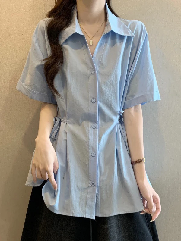 Sweet And Salty Light Blue V-neck Shoulder-length Women's Shirt 2026 Summer New plus Size Mid-length Waist-cinching Top
Sweet And Salty Light Blue V-neck Shoulder-length Women's Shirt 2026 Summer New plus Size Mid-length Waist-cinching Top