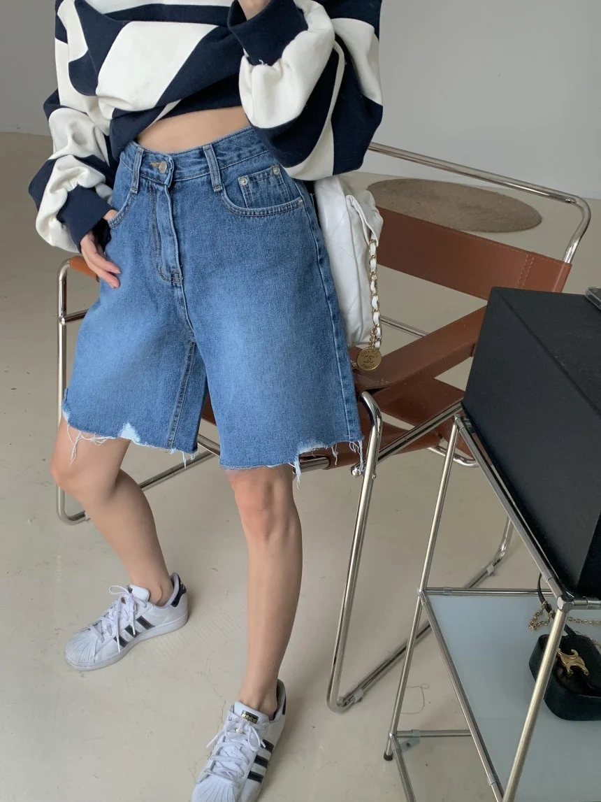 Retro Washed High Waist Straight Leg Jeans Women's Distressed Frayed Slimming Casual Blue Denim Mid-Length Trousers
Retro Washed High Waist Straight Leg Jeans Women's Distressed Frayed Slimming Casual Blue Denim Mid-Length Trousers