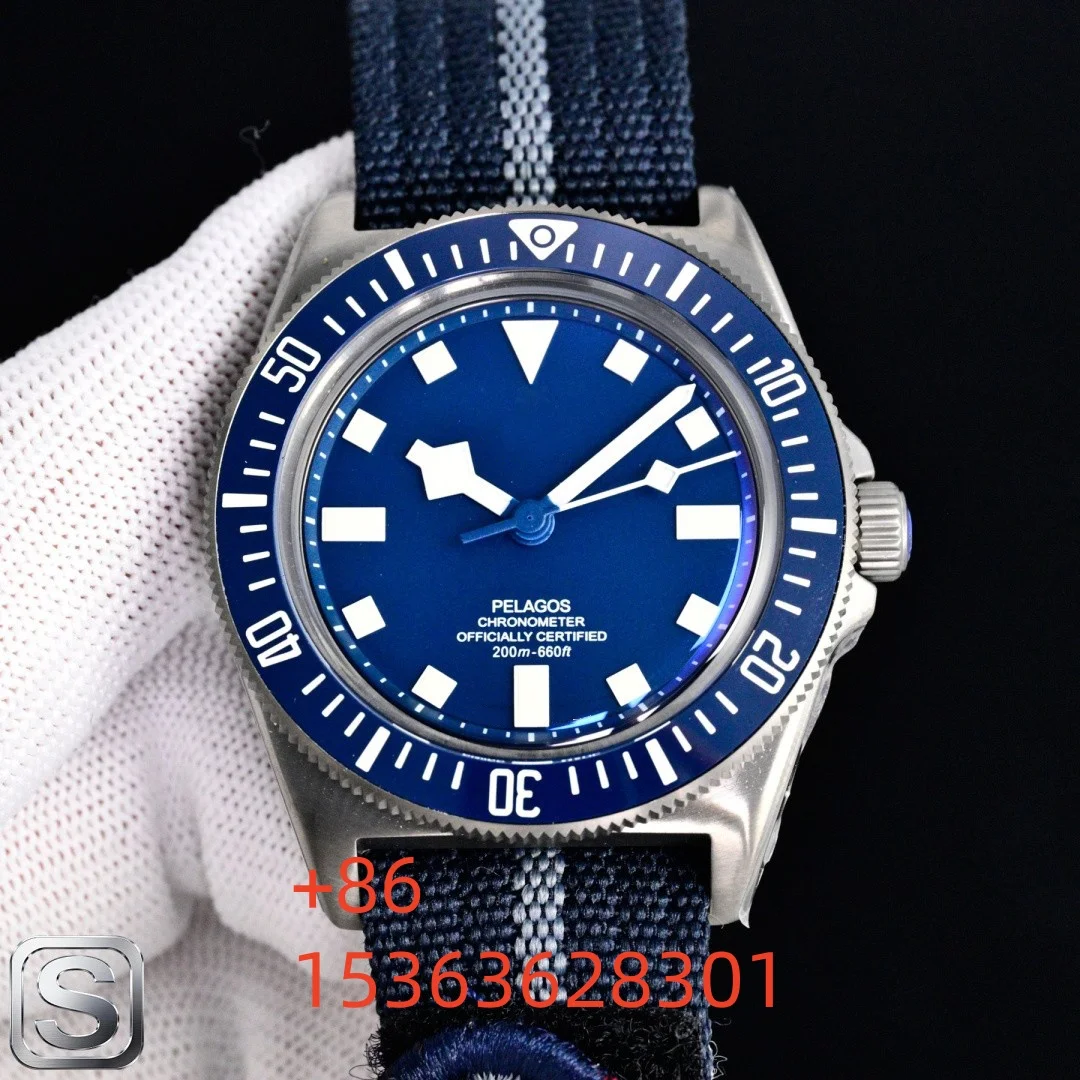 TOP Quality 42mm Titanium Watch Manual Winding Movement Fully Functional Sapphire mirror surface VS Factory
TOP Quality 42mm Titanium Watch Manual Winding Movement Fully Functional Sapphire mirror surface VS Factory