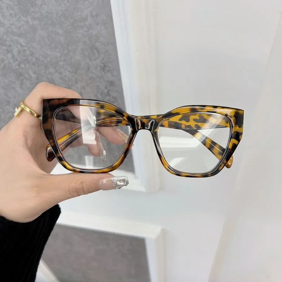 Fashion Trendy Cat Eye Eyeglasses Frames Women Men Transparent Clear Brand Designer Optical Beautiful Frame Oculos
Fashion Trendy Cat Eye Eyeglasses Frames Women Men Transparent Clear Brand Designer Optical Beautiful Frame Oculos