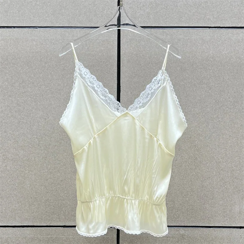 Women's vest New lace patchwork suspender sleeveless top for summer 2026 Sexy backless women's corset V-neck tanks top T-shirt
Women's vest New lace patchwork suspender sleeveless top for summer 2026 Sexy backless women's corset V-neck tanks top T-shirt