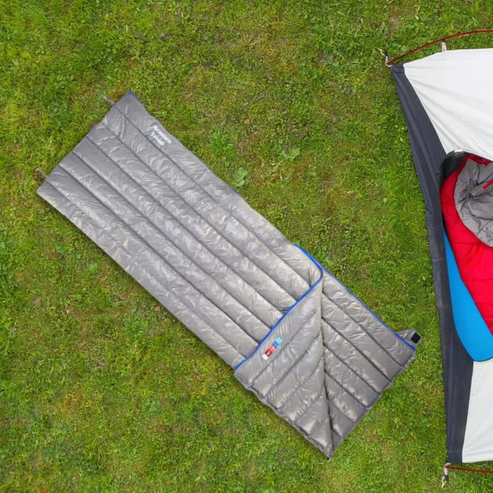 Envelope Sleeping Bag Summer Down Sleeping Bag for Climbing Emergency Travel
Envelope Sleeping Bag Summer Down Sleeping Bag for Climbing Emergency Travel