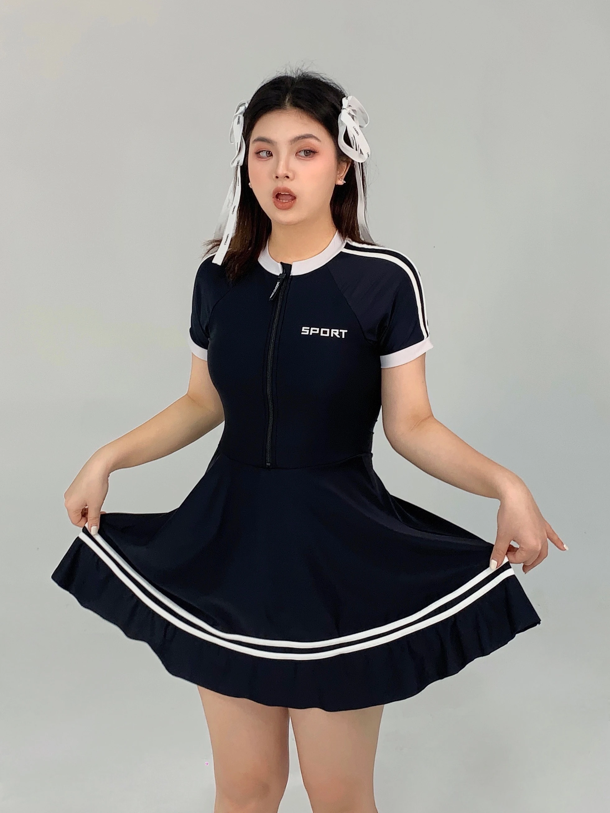 XiaoNan One-Piece Swimsuit plus Size Women 200 Pou Spor Conservative Design Hide Belly ow Slim Ideal for Hot Springs
XiaoNan One-Piece Swimsuit plus Size Women 200 Pou Spor Conservative Design Hide Belly ow Slim Ideal for Hot Springs