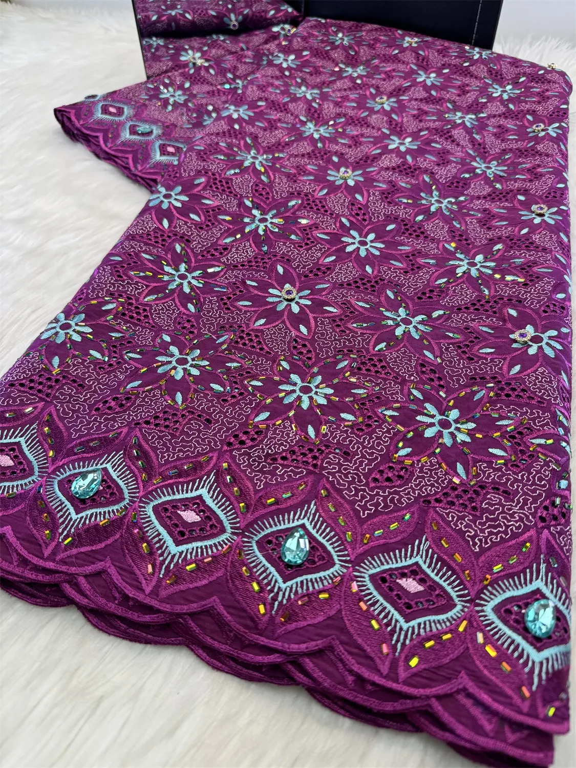 African 100% Cotton Swiss Lace in Switzerland For Luxury Party 2026 High Quality Applique Stones Nigerian Wedding Dress Sewing
African 100% Cotton Swiss Lace in Switzerland For Luxury Party 2026 High Quality Applique Stones Nigerian Wedding Dress Sewing