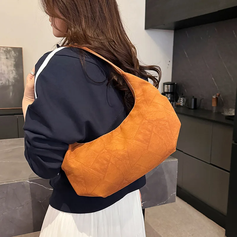 2025 new cross-border popular underarm dumpling bag fashion foreign style simple leisure shoulder bag handbag female bag
2025 new cross-border popular underarm dumpling bag fashion foreign style simple leisure shoulder bag handbag female bag