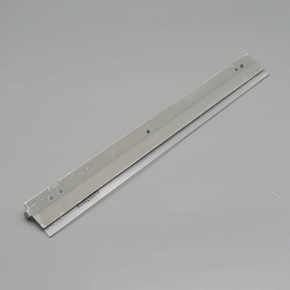 CCLEZ0173FC32 Drum Cleaning Blade be for Sharp ARM 550 620 700 MX M550 M620 M700 Copier Spare Parts Outlet
CCLEZ0173FC32 Drum Cleaning Blade be for Sharp ARM 550 620 700 MX M550 M620 M700 Copier Spare Parts Outlet
