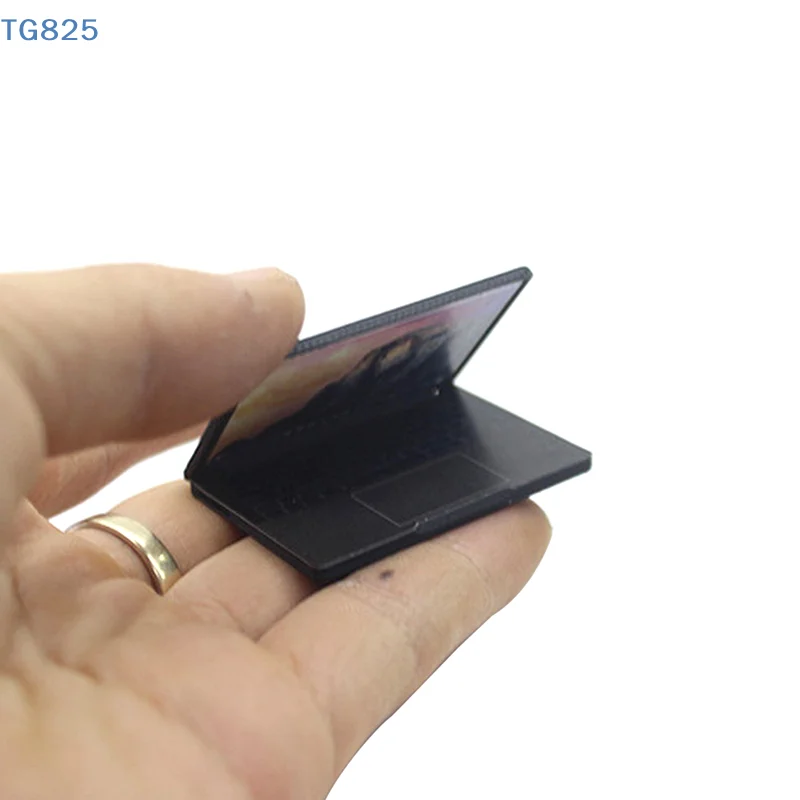 【AN】Cute Simulation 1:12 Mini Laptop Computer Dollhouse Miniature Alloy Crafts Dollhouse Decor For Doll House DIY Accessories
【AN】Cute Simulation 1:12 Mini Laptop Computer Dollhouse Miniature Alloy Crafts Dollhouse Decor For Doll House DIY Accessories