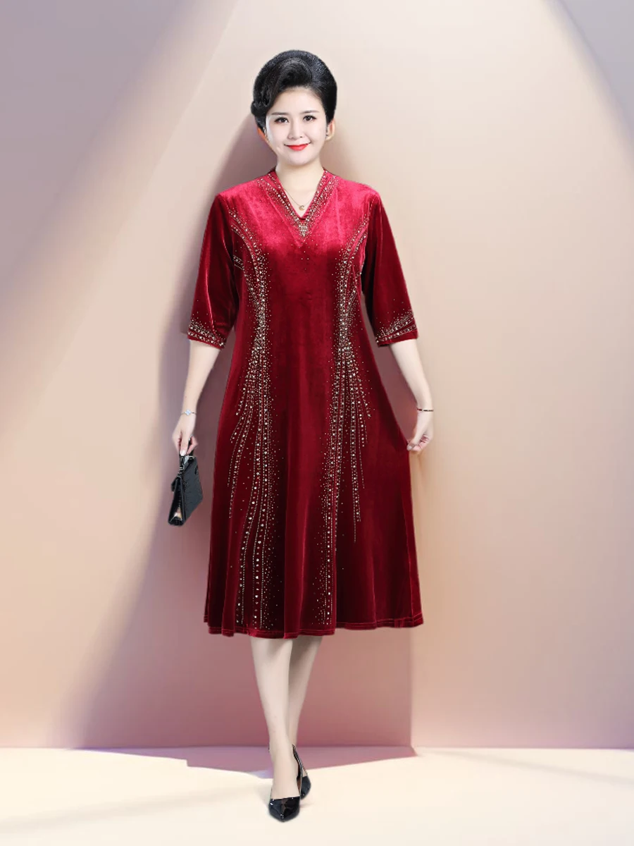 Ele Velvet plus Size Dr for Mom Wedding Dr High Waist Fi Tail Gown with Beads for Mother in Law Spring Autumn
Ele Velvet plus Size Dr for Mom Wedding Dr High Waist Fi Tail Gown with Beads for Mother in Law Spring Autumn