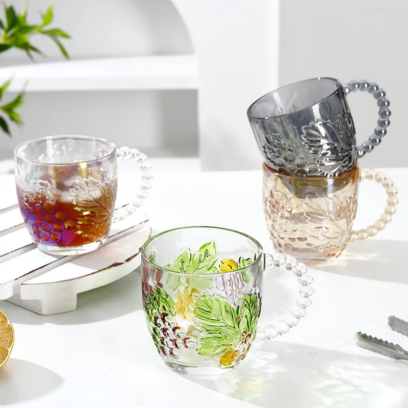 Painted grape handle glass cup high value ins style pastoral style embossed juice cup water cup high-grade dining cup
Painted grape handle glass cup high value ins style pastoral style embossed juice cup water cup high-grade dining cup