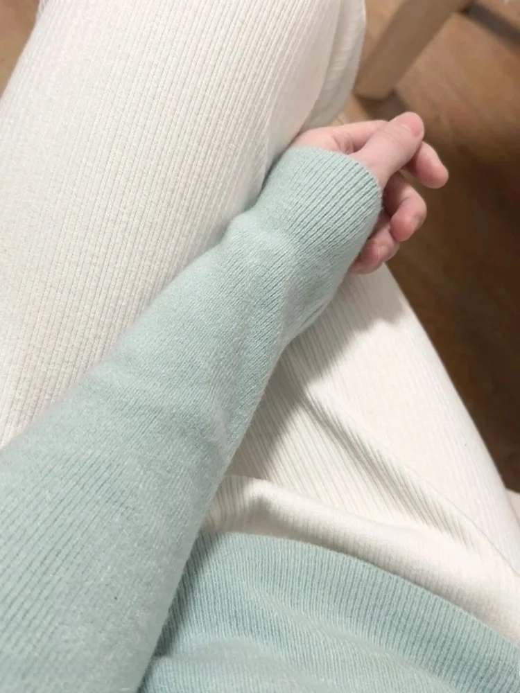 Cozy een High Collar Knitted Base irt Slim Fit Warm Inner Wear T-irt for Autumn Winter Office Commute Faion Sle
Cozy een High Collar Knitted Base irt Slim Fit Warm Inner Wear T-irt for Autumn Winter Office Commute Faion Sle