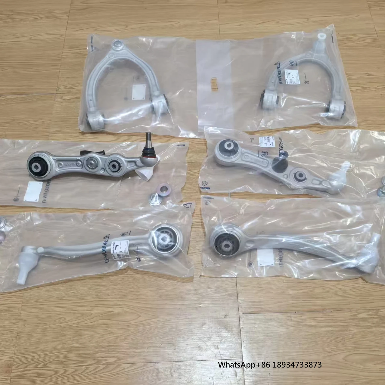 OEM A2053306101 A2053306201 ZF (LEMFORDER) Высококачественный рычаг управления автомобильной подвеской для Mercedes-Benz W205 C E GLC GLE
OEM A2053306101 A2053306201 ZF (LEMFORDER) Высококачественный рычаг управления автомобильной подвеской для Mercedes-Benz W205 C E GLC GLE