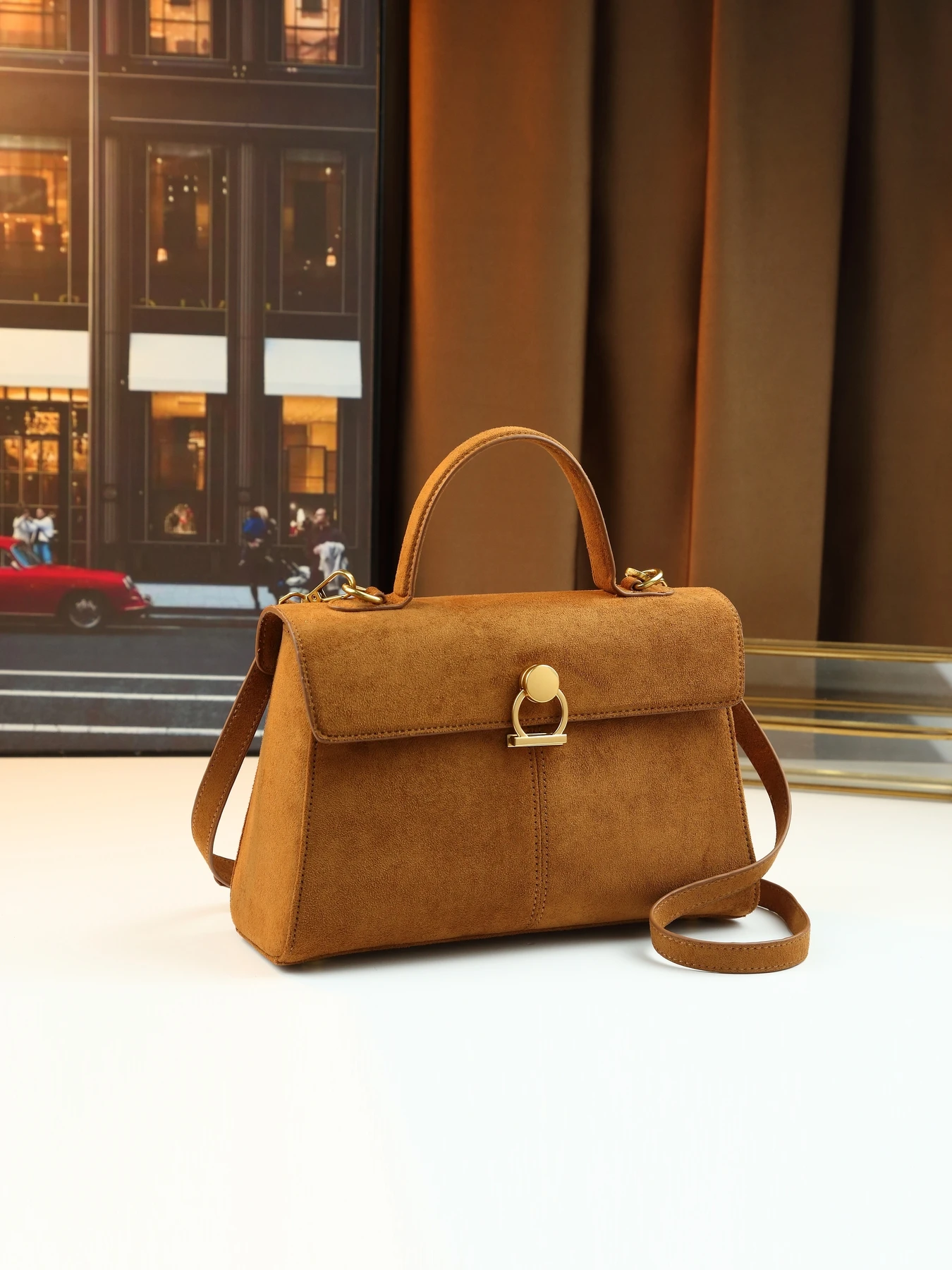 2025 осенне-зимняя замшевая сумка через плечо в стиле ретро, квадратная сумка-мессенджер, коричневая пригородная сумка, женская сумка
2025 осенне-зимняя замшевая сумка через плечо в стиле ретро, квадратная сумка-мессенджер, коричневая пригородная сумка, женская сумка