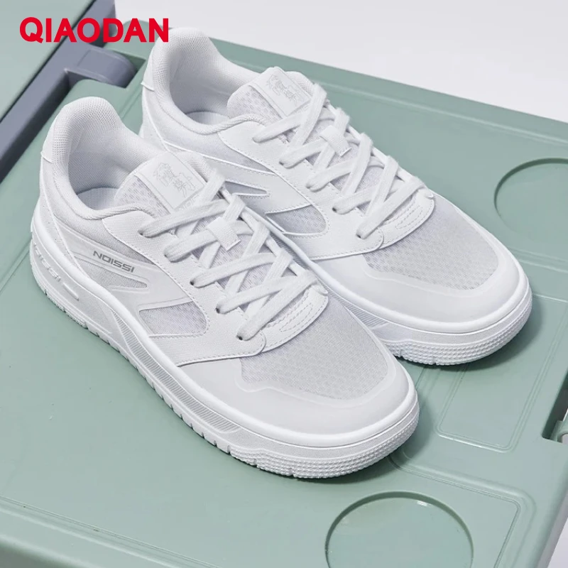 QIAODAN Women's Thick-soled Skateboarding Shoes 2025 Fashion Casual Lightweight Breathable Lace Up Mesh Sneakers XM26240522F 
QIAODAN Women's Thick-soled Skateboarding Shoes 2025 Fashion Casual Lightweight Breathable Lace Up Mesh Sneakers XM26240522F