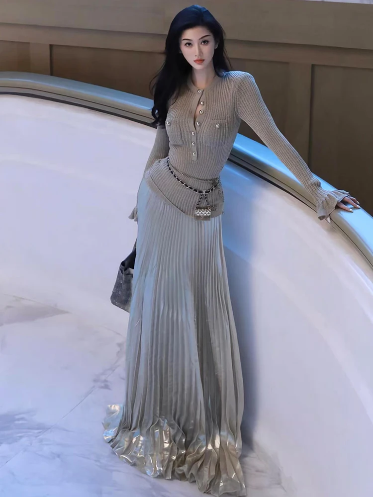 SelfSP Home 2025 Новогодний комплект из двух предметов: вязаное платье с рукавами-колокол и завязками на талии, повседневное, с высокой талией, из смесового хлопка и шерсти, с V-образным вырезом, для бизнеса и отдыха.
SelfSP Home 2025 Новогодний комплект из двух предметов: вязаное платье с рукавами-колокол и завязками на талии, повседневное, с высокой талией, из смесового хлопка и шерсти, с V-образным вырезом, для бизнеса и отдыха.