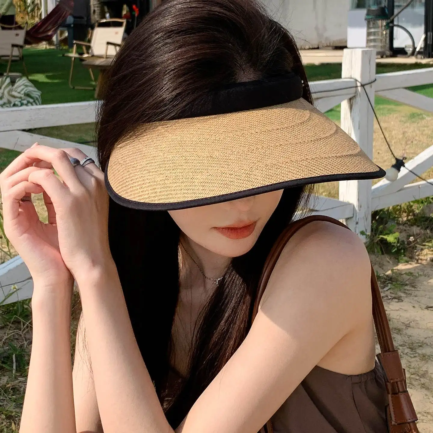 Women's Summer Sun Protection Straw Hat Large Brim Face Covering Beach Vacation Open Top Hat Casual Universal Size
Women's Summer Sun Protection Straw Hat Large Brim Face Covering Beach Vacation Open Top Hat Casual Universal Size